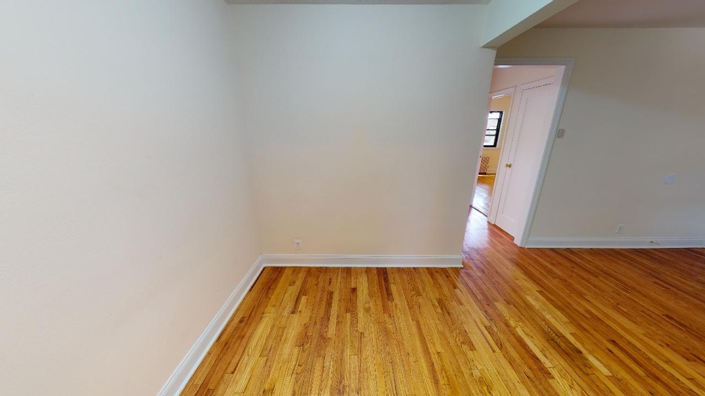 89-31 Rutledge Avenue - Photo 6