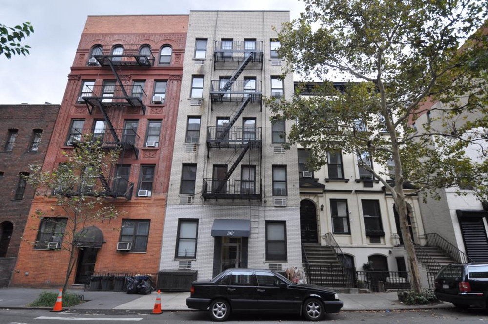East 83rd Street - Photo 4