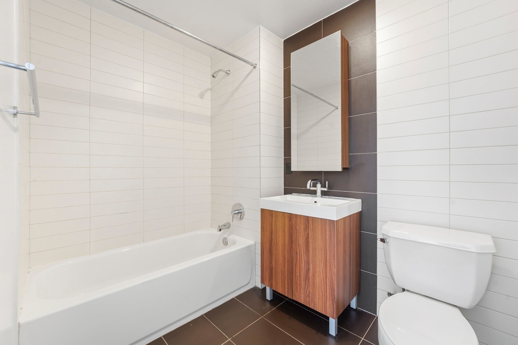 116 John Street - Photo 4