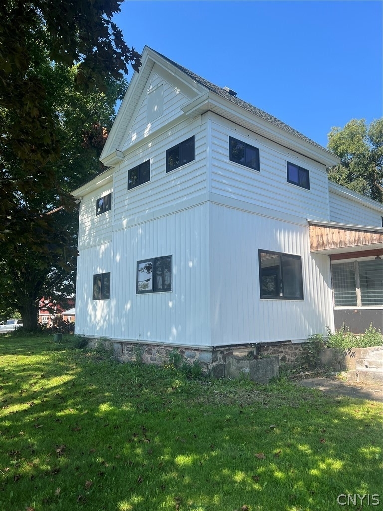 34 Lakeshore Road - Photo 2