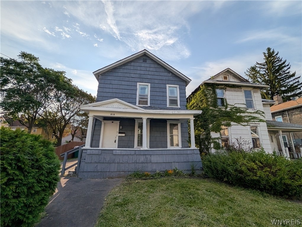 616 7th Ave (lower) - Photo 0