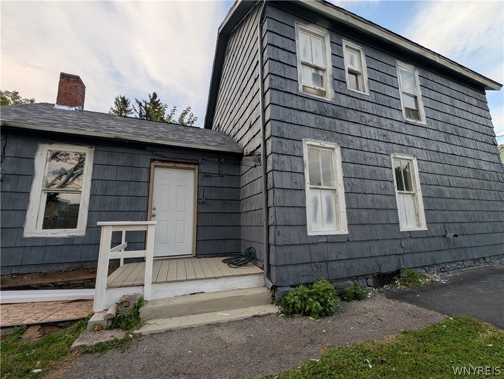 616 7th Ave (lower) - Photo 2