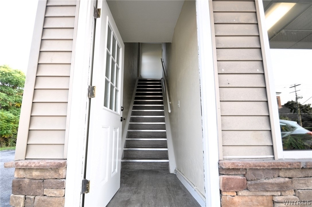 8525 Main Street - Photo 1