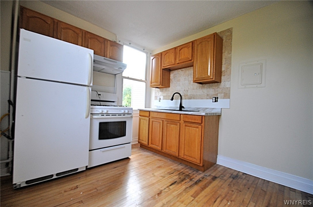 8525 Main Street - Photo 3