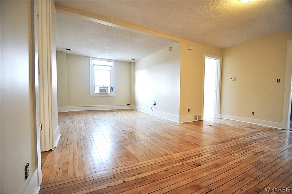 8525 Main Street - Photo 14