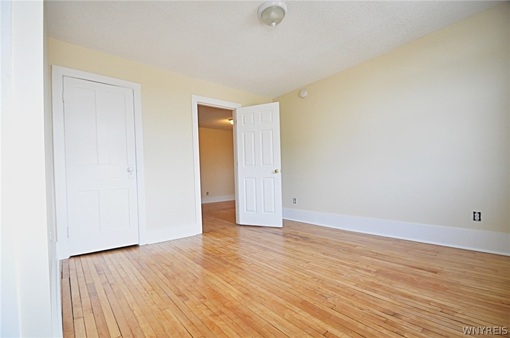 8525 Main Street - Photo 7