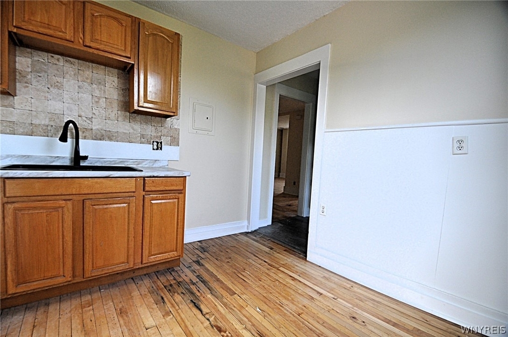 8525 Main Street - Photo 4