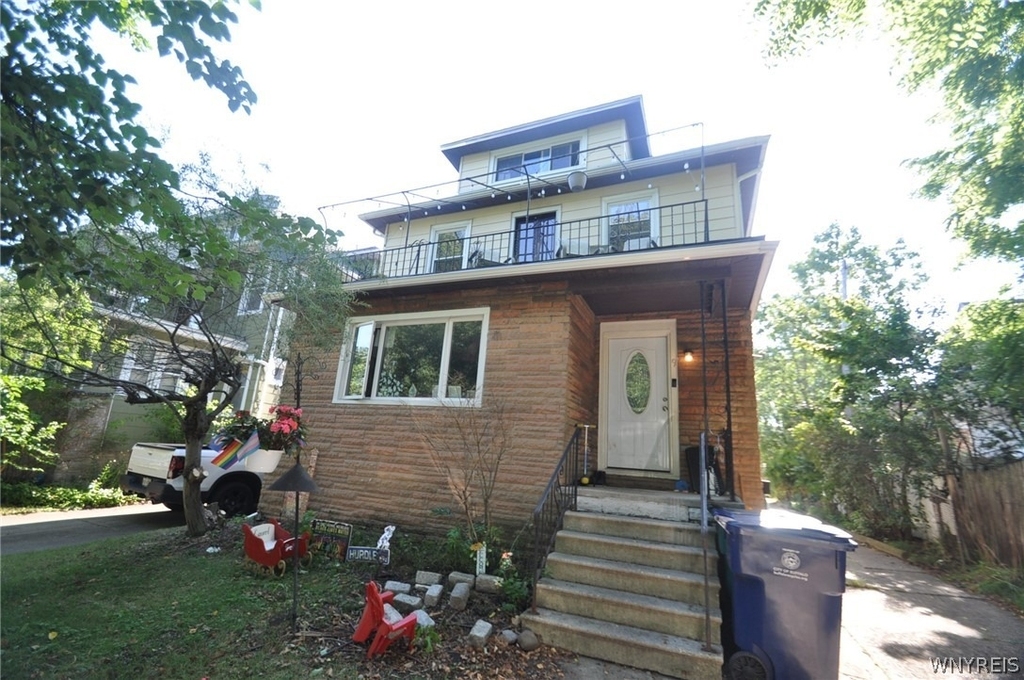 9 Wellington Road - Photo 0