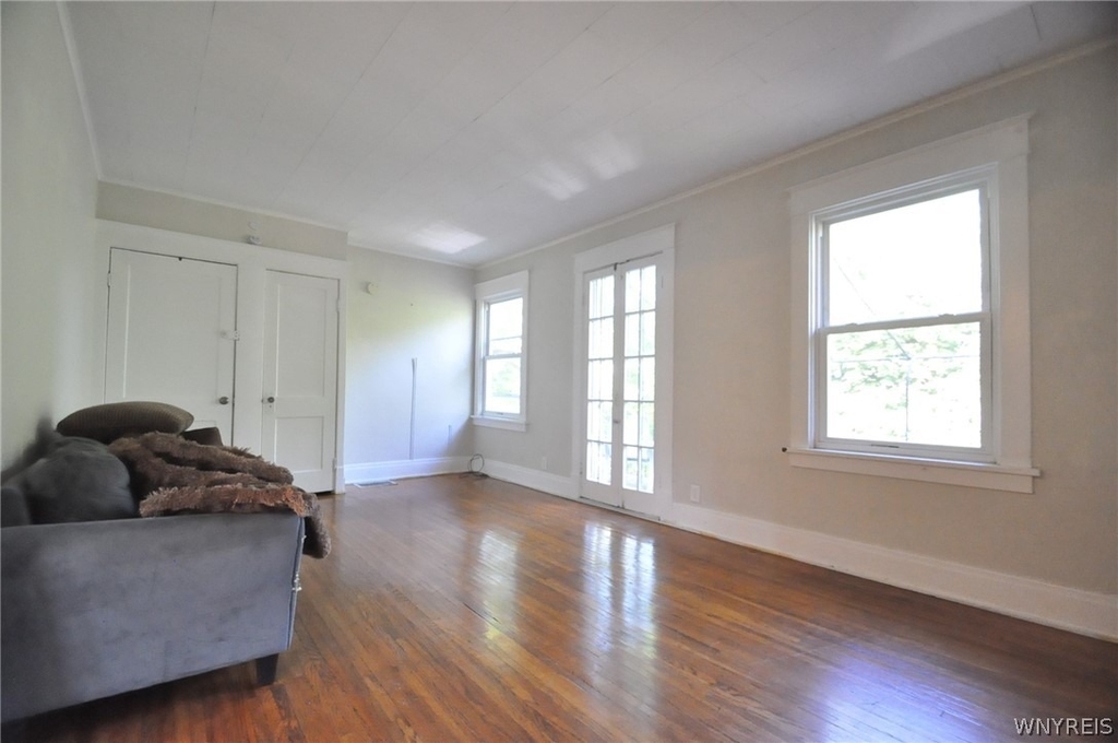 9 Wellington Road - Photo 4