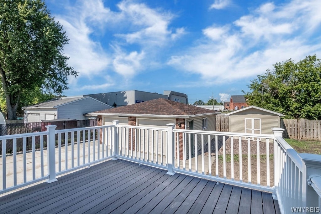 28 Mead St. - Upper Unit - Photo 13