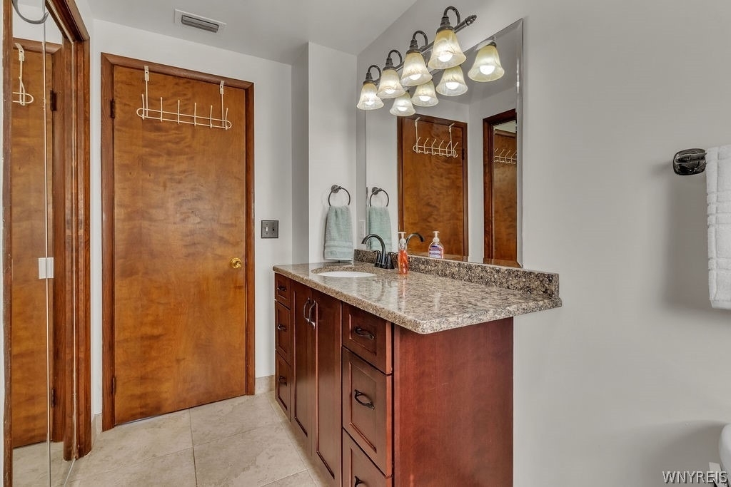 28 Mead St. - Upper Unit - Photo 40