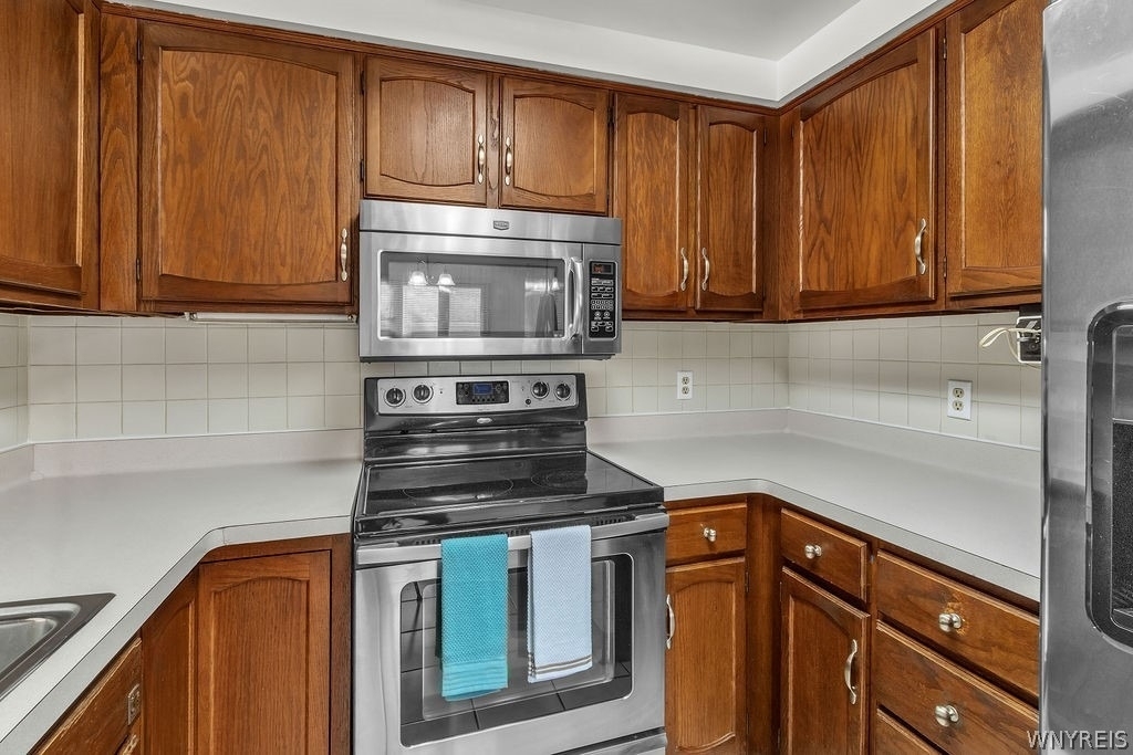 28 Mead St. - Upper Unit - Photo 18