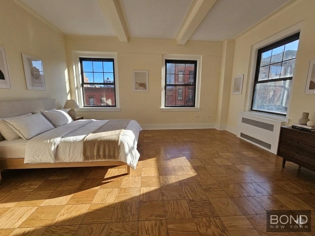 Christopher Street - Photo 2