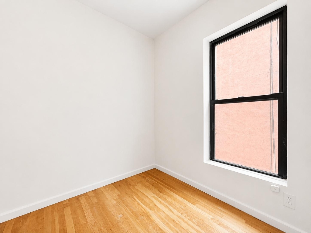 1270 First Avenue - Photo 7