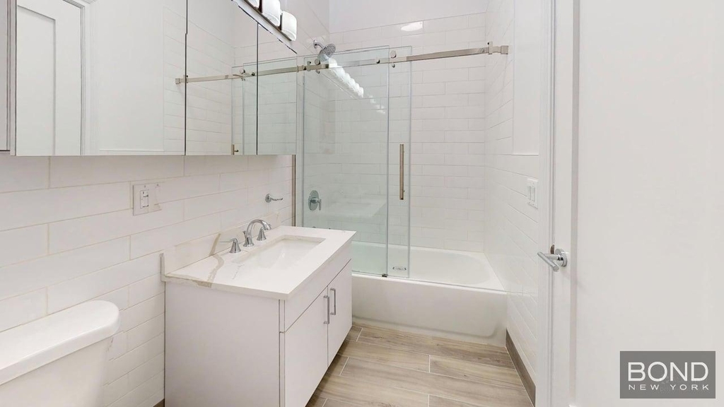 West 68th Street - Photo 10