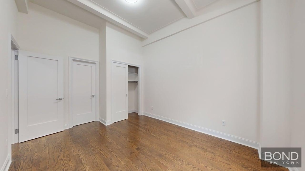West 68th Street - Photo 4