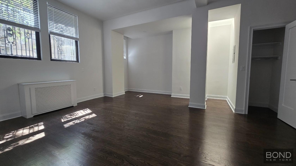 West 68th Street - Photo 1