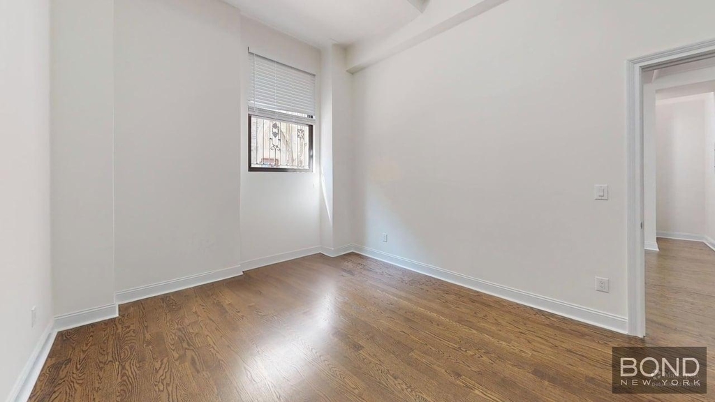 West 68th Street - Photo 7