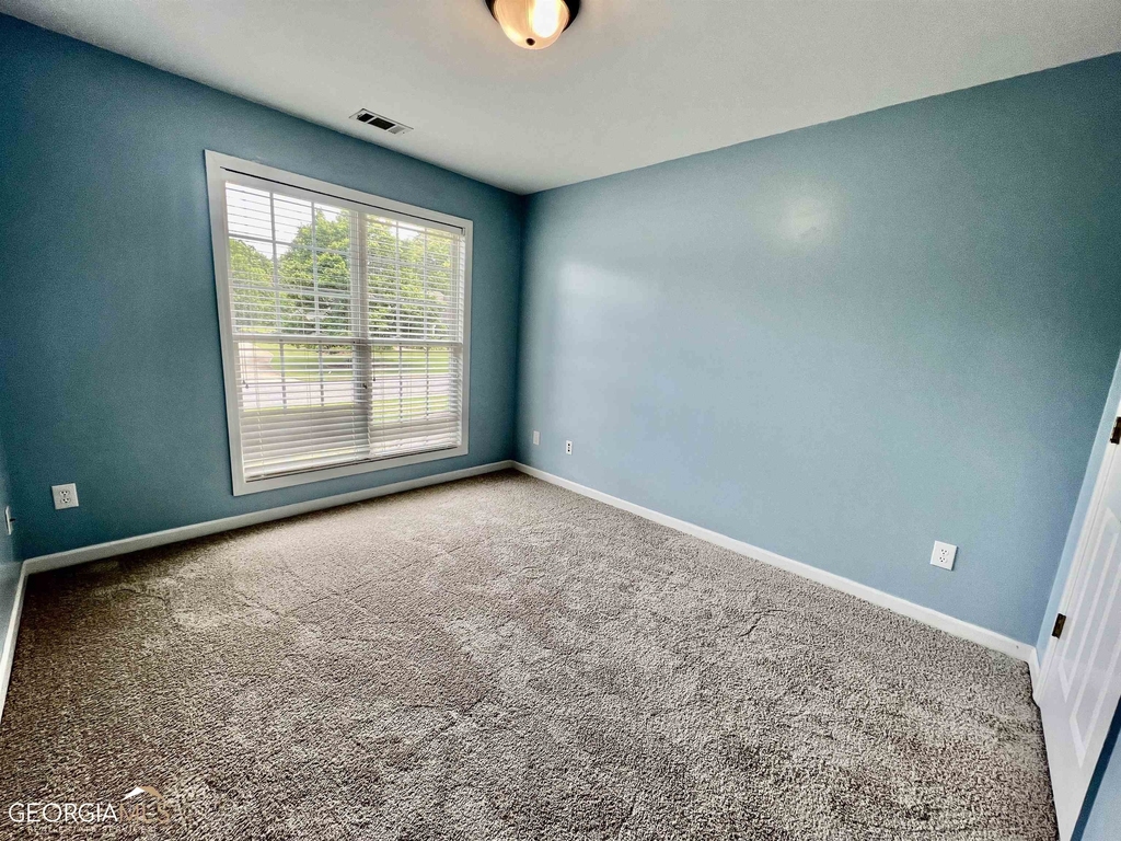 1010 Jacob Drive - Photo 16