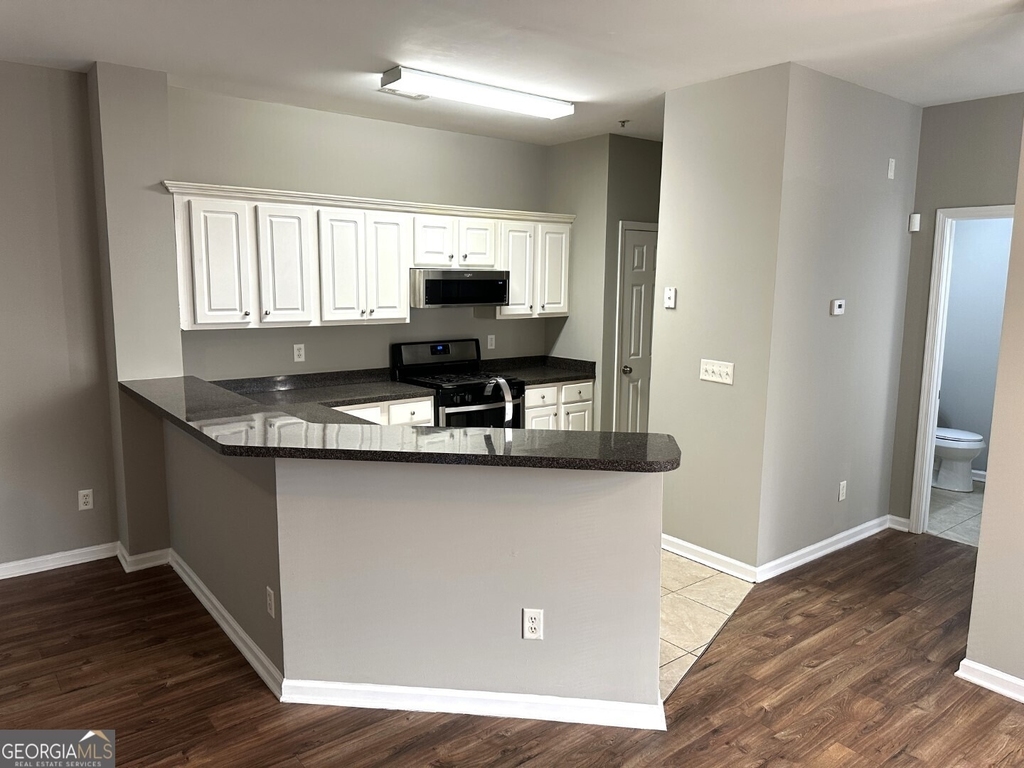 7040 Biltmore Trace - Photo 8