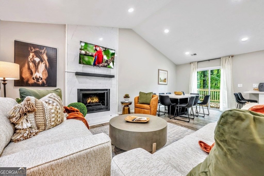 1440 Glynn Oaks Drive Sw - Photo 1