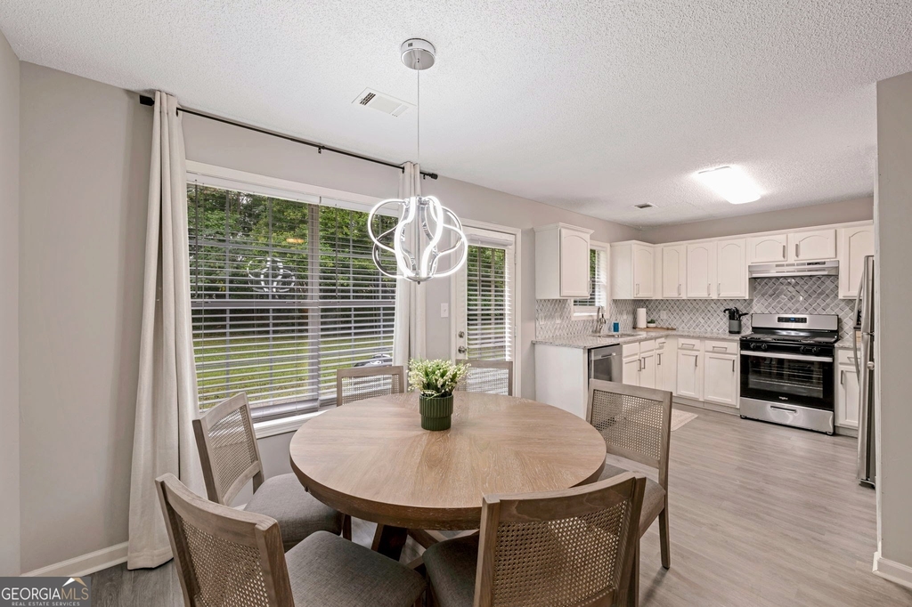 6839 Sandy Creek Drive - Photo 24