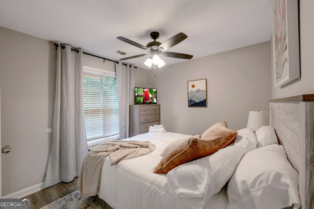 6839 Sandy Creek Drive - Photo 17