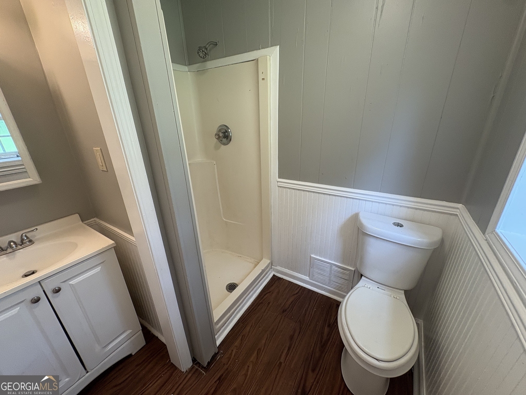 207 Reynolds Street Ne - Photo 6