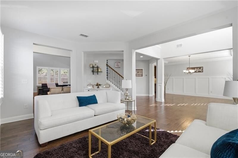 2530 Maple Ridge Lane - Photo 3
