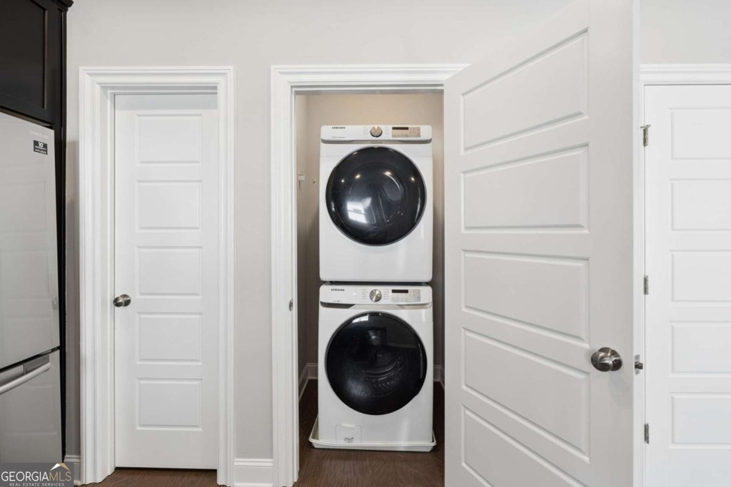 1821 Sanford Drive Nw - Photo 9