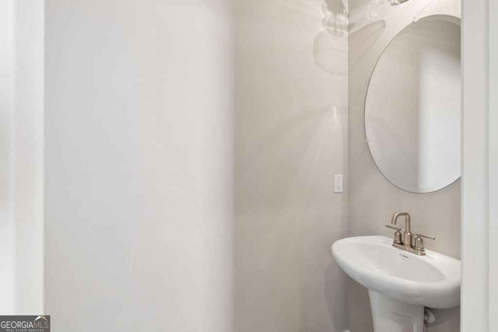 1821 Sanford Drive Nw - Photo 8