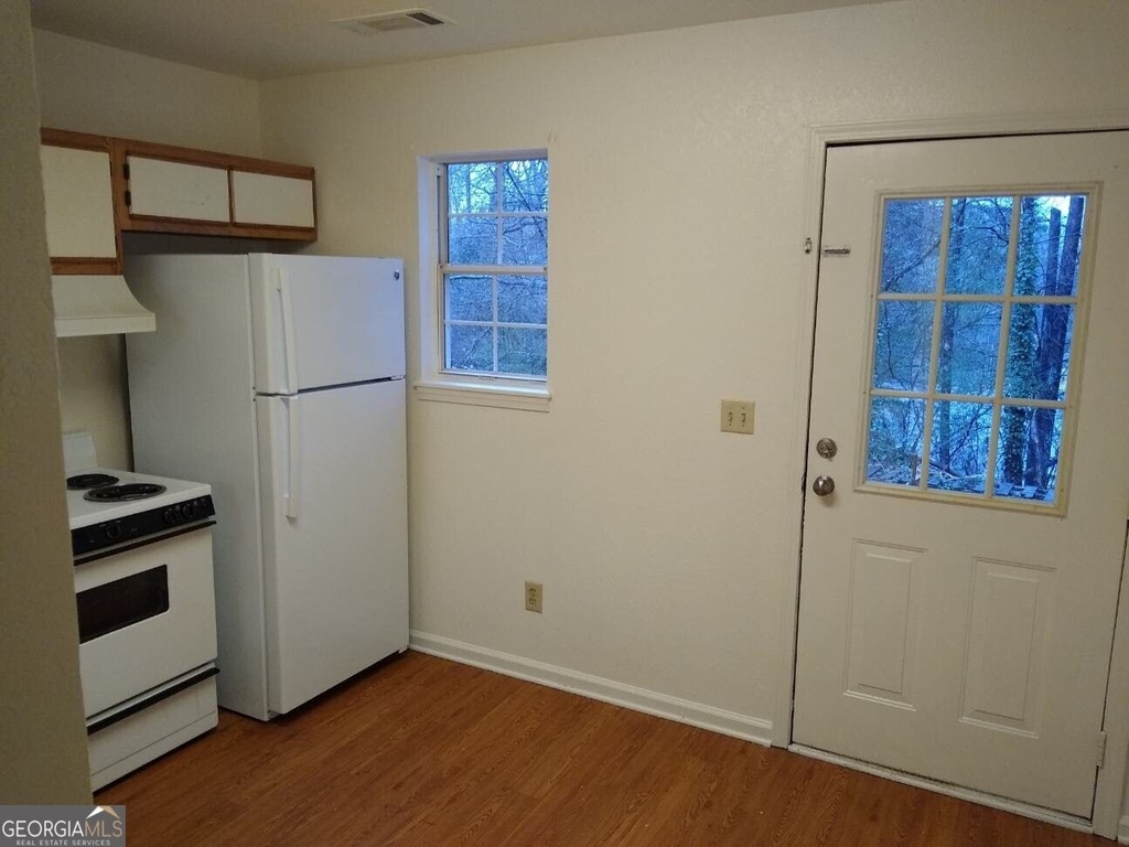 50 White Street - Photo 2