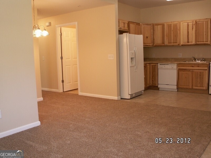 7400 Courtyard Drive - Photo 3