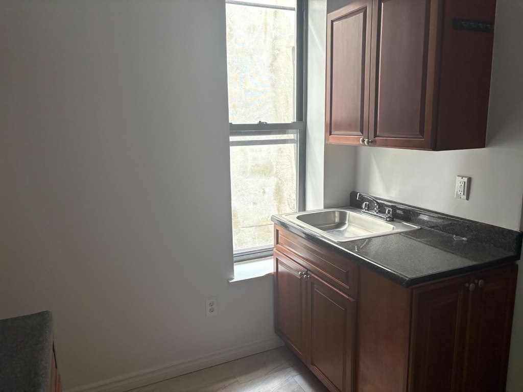 W.165th St and Amsterdam Ave - Photo 1