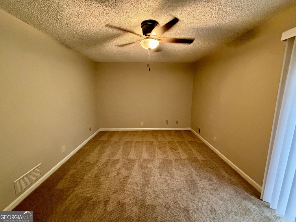 5776 Windermere Court - Photo 11