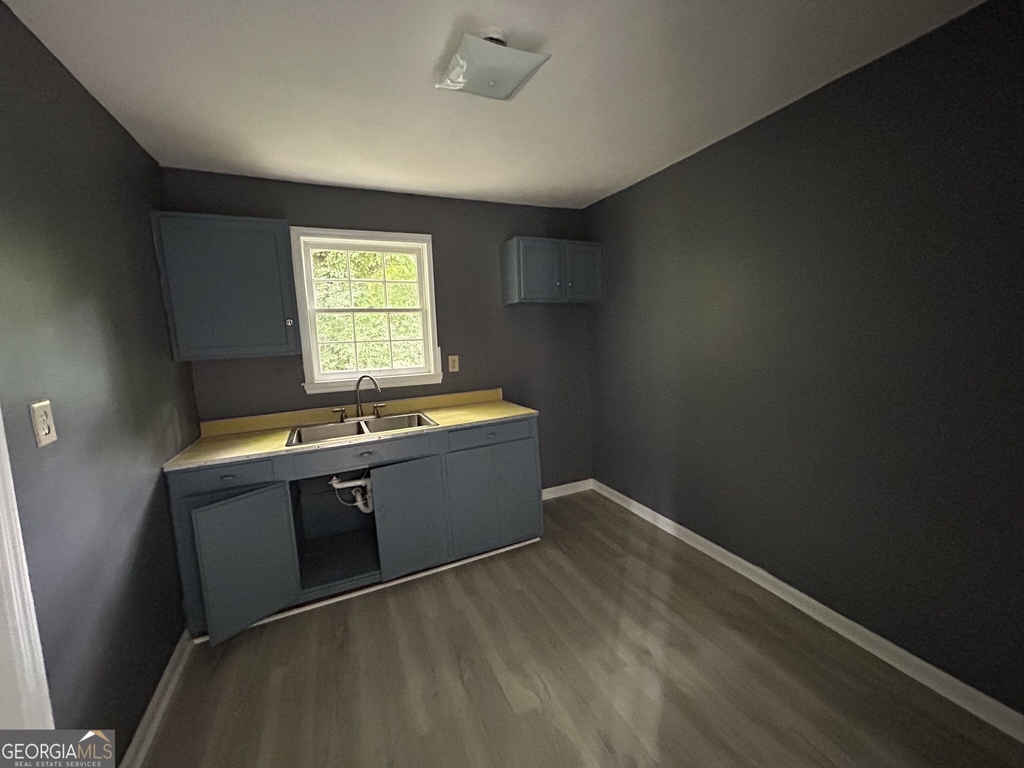 104 Foch Street - Photo 5