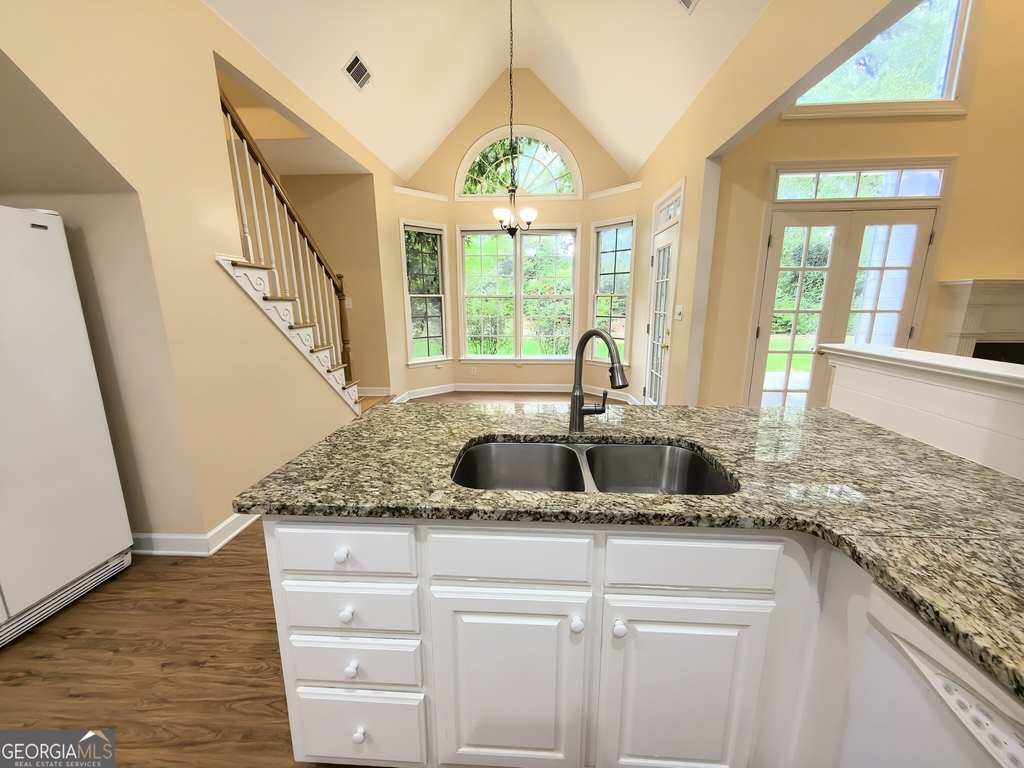 4009 Treemont Lane - Photo 11