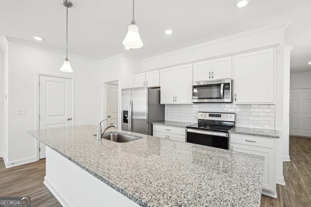 4067 Hillmont Lane - Photo 1
