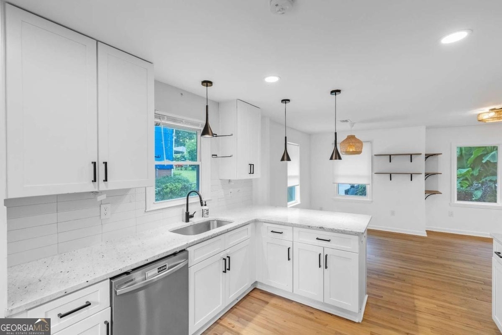 844 Deckner Avenue Sw - Photo 8