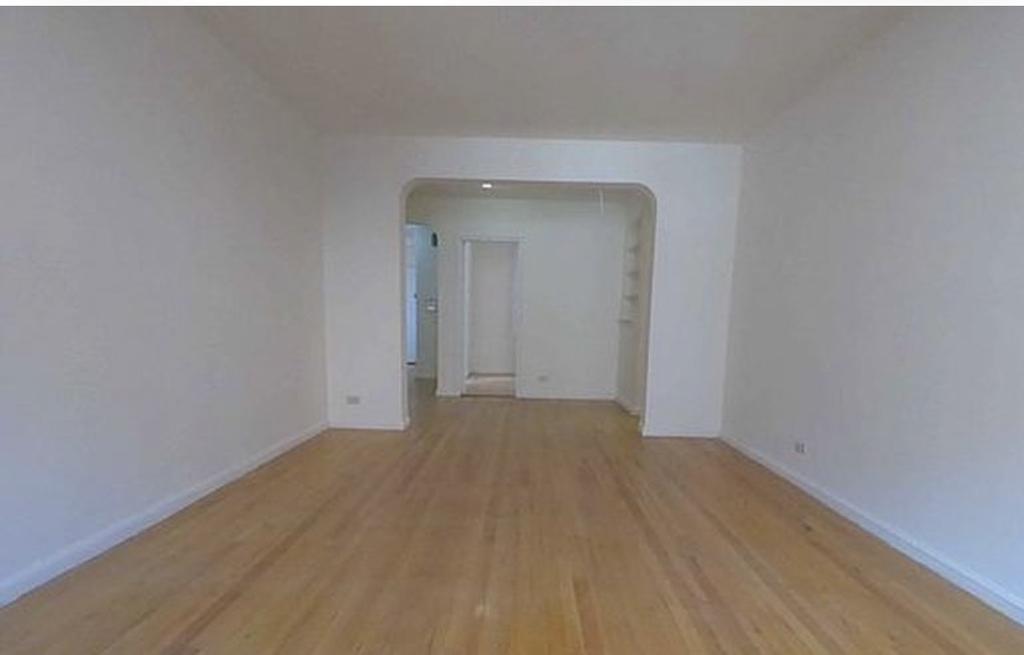 66-20 Wetherole Street,Rego Park,NY 11374 - Photo 1