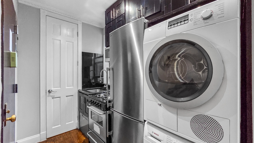 212 East 105th Street - Photo 3