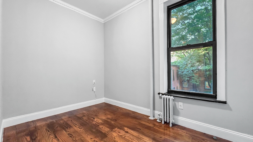 212 East 105th Street - Photo 5