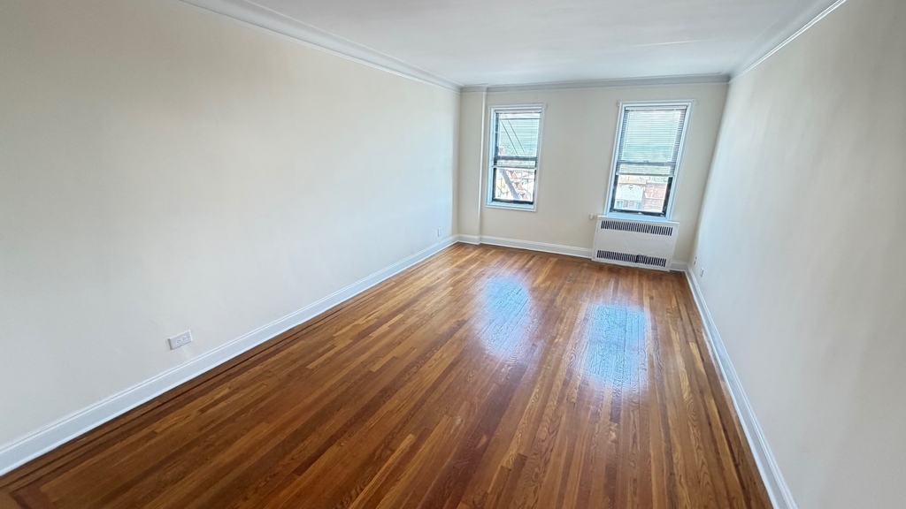 36-35 167th Street - Photo 3