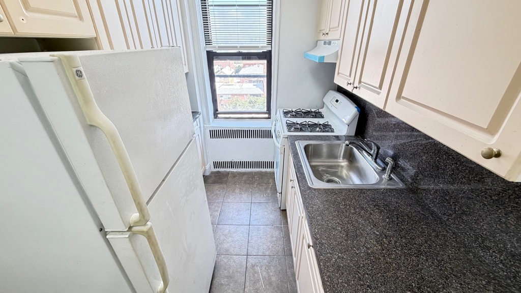36-35 167th Street - Photo 12