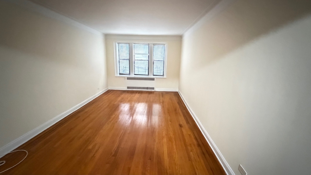 36-35 167th Street - Photo 8