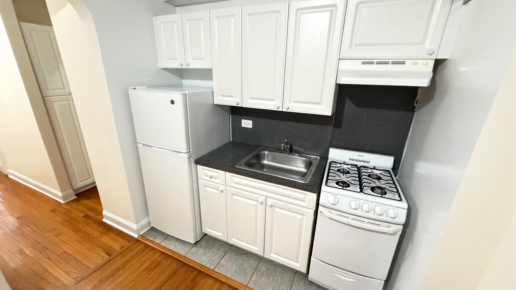 36-35 167th Street - Photo 4