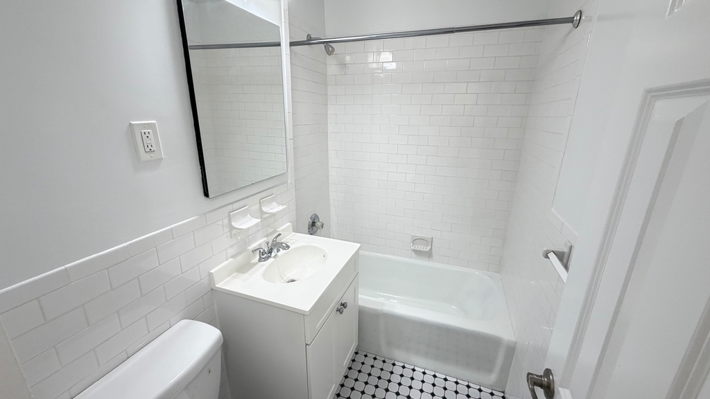 79-25 150th Street - Photo 17