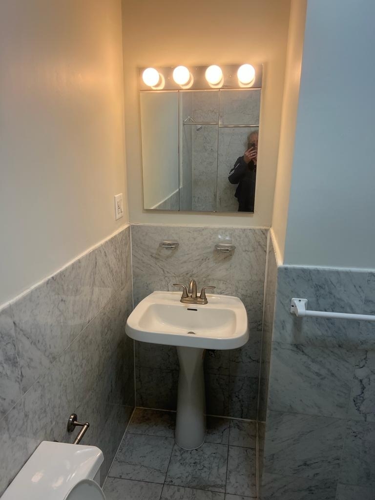 East 84th Street - Photo 3