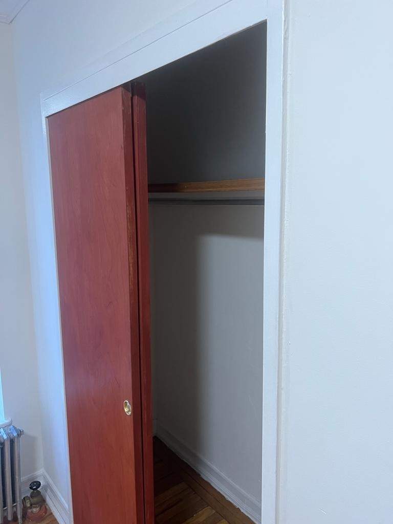 East 84th Street - Photo 10