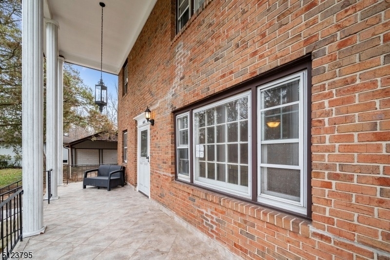 480 Parkway Dr - Photo 1